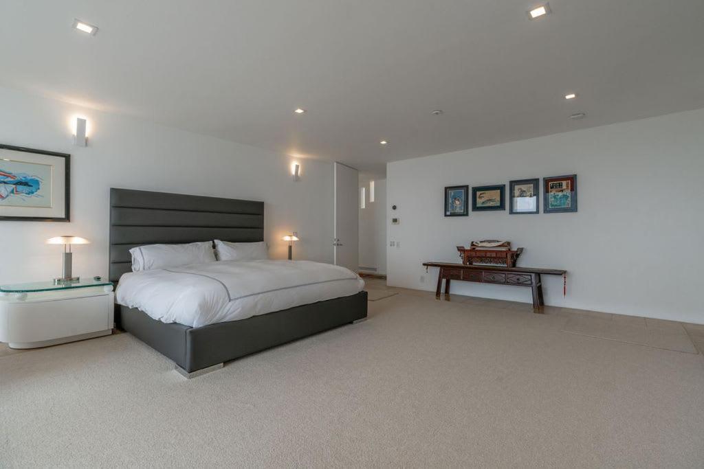 Architectural Masterpiece Overlooking La Jolla Holiday home *