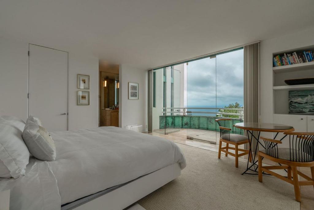 Holiday home Architectural Masterpiece Overlooking La Jolla *
